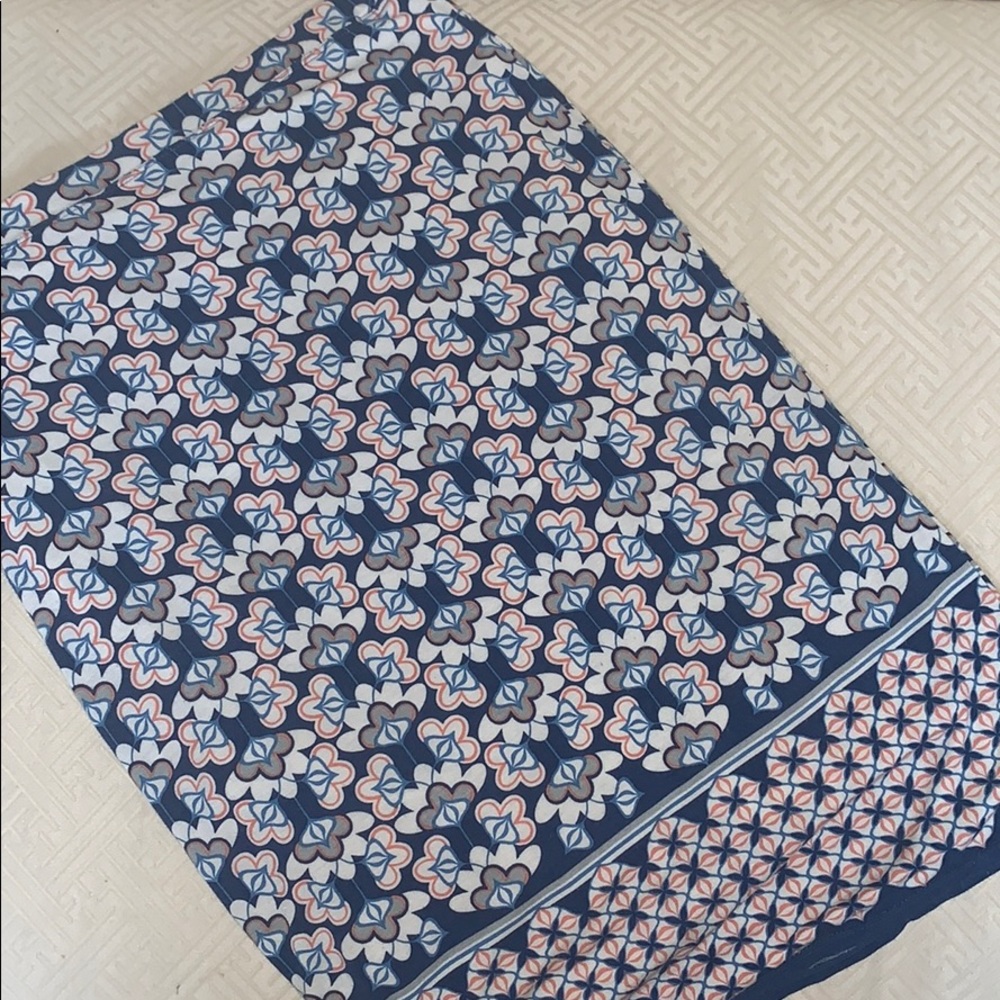 Max Studio Pencil Skirt